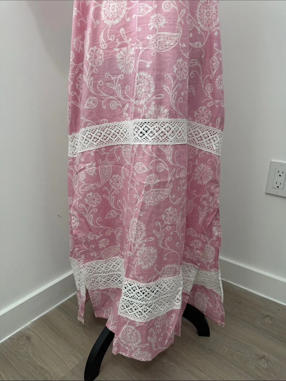 Julia Amory Pink and White Majorelle Caftan Paisley Maxi Dress.  Sz M - Picture 6 of 12